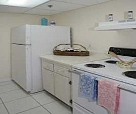 10 Min. From The Beach, Shopping and Enter in Biscayne Park, FL (Photo 2 of 5)