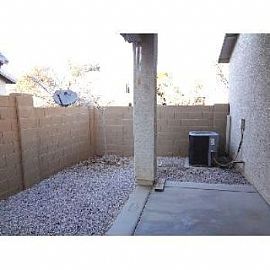 3 Bed / 2.5 Bath in Gilbert! Community in Gilbert, AZ (Photo 5 of 5)