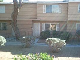 Community Pool and Free Rent!! in Las Vegas, NV