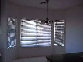 Single Family Rental Home in Avondale in Avondale, AZ (Photo 3 of 5)