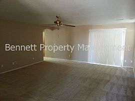 Single Family Rental Home in San Tan Val in Arizona Boys Ranch, AZ (Photo 2 of 5)