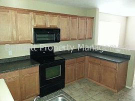 Single Family Rental Home in San Tan Val in Arizona Boys Ranch, AZ (Photo 4 of 5)