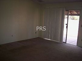 Single Family Rental Home in Phoenix in Phoenix, AZ (Photo 2 of 5)