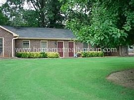 Minutes to I-85 in Norcross, GA