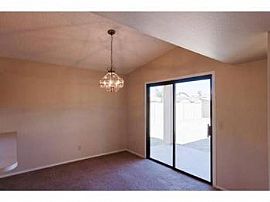3 Bed, 1821 Sqft, $1,025 in Peoria, AZ (Photo 3 of 5)