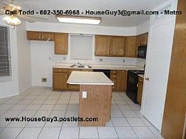 7 Bed, 2762 Sqft, $1,595 in Peoria, AZ (Photo 3 of 5)