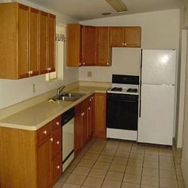 Great 3 Bedroom 2 Bath Home in Rincon, AZ (Photo 2 of 5)