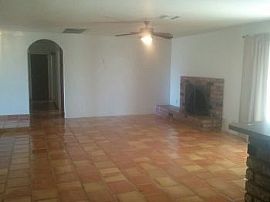 1/2 Acre Horse Property. in Las Vegas, NV (Photo 4 of 5)