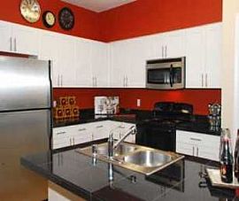 Renton Studio with Pool, Parking, Gym and Mu in Renton, WA (Photo 2 of 5)