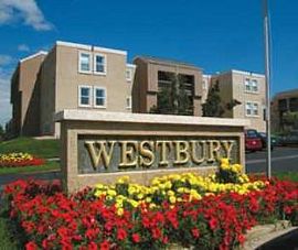 2 Bed with Walk in Closets, Convenient Loc in Broomfield, CO