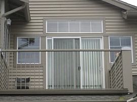 Condo in Renton in Cascade, WA (Photo 3 of 5)