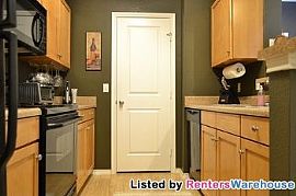 Fully-Furnished 2br Condo in Ep! Utiliti in Eden Prairie, MN (Photo 4 of 5)