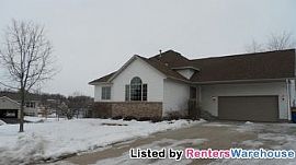 Large 4bd/2.5ba Lonsdale Home For Rent! in Lonsdale, MN