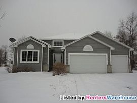 Awesome/clean/4bd/3ba/3-Car in St Franc in Saint Francis, MN