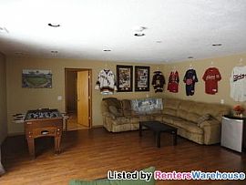 Awesome/clean/4bd/3ba/3-Car in St Franc in Saint Francis, MN (Photo 4 of 5)