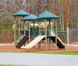 2 Bedroom with Stainless Appliances, Balco in Dracut, MA (Photo 5 of 5)