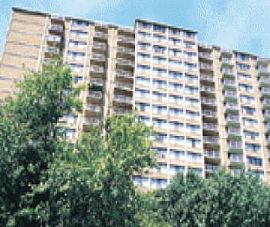 Easy Access to Van Dorn Metrorail! in Alexandria, VA