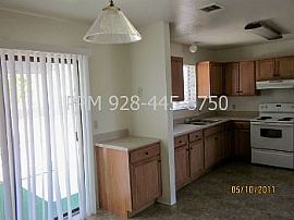 Duplex Rental Home in Prescott Valley in Prescott Valley, AZ (Photo 4 of 5)