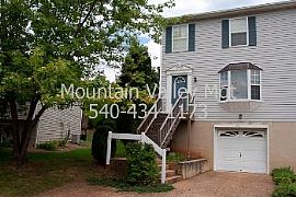 Duplex Rental Home in Harrisonburg in Harrisonburg, VA