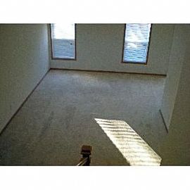 Spacious 2 Bedroom Loft with Ss Applianc in Columbia Heights, MN (Photo 3 of 5)