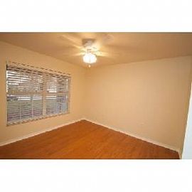 Brilliant 3bd/2ba Renovated Home in Gree in Champions Gate, FL (Photo 5 of 5)