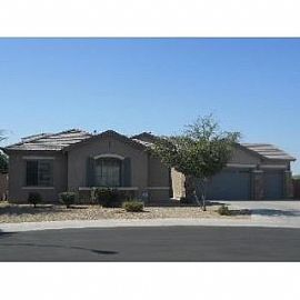 Huge Glendale 5 Bedroom Home in Glendale, AZ
