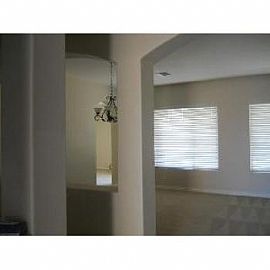 Huge Glendale 5 Bedroom Home in Glendale, AZ (Photo 5 of 5)