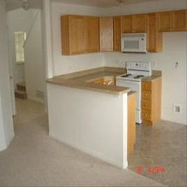 Newer Town Home Off Ammon Rd in Beachs Corner, ID (Photo 3 of 5)