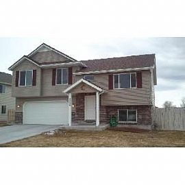 Newer Home Fully Finished in Beachs Corner, ID (Photo 2 of 5)