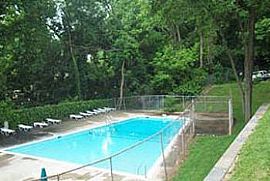 2 Bd/1 Bath Fitness Center, Pool, Fully in Silver Spring, MD (Photo 4 of 5)