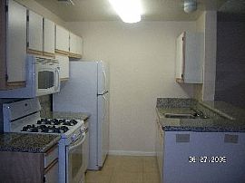 Nice 1 Bedroom 1 Bath Condo in Las Vegas, NV (Photo 3 of 5)