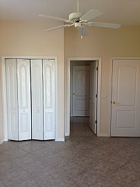 4/5 Bedroom in East Sarasota in Sarasota, FL (Photo 11 of 12)