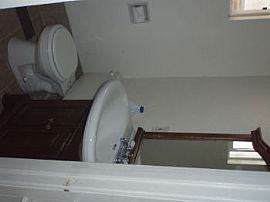 1508 W. Monterey Ave. in Stockton, CA (Photo 3 of 5)