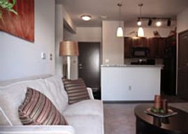 2 Bd/1 Bath Washer and Dryer Included, H in Atlanta, GA (Photo 3 of 5)