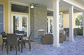 2 Bd/2 Bath Nw Gainesville: Fabulous Apt in Gainesville, FL (Photo 3 of 5)