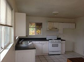 4102 Crown  1st Month Free!! in Stockton, CA