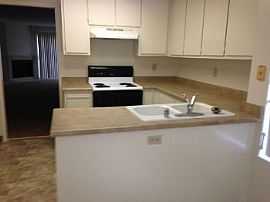 1605 W Swain in Stockton, CA (Photo 2 of 5)