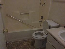 1605 W Swain in Stockton, CA (Photo 5 of 5)