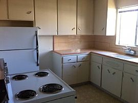 1560 Telegraph Ave. in Stockton, CA (Photo 3 of 5)