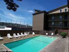 Apartment in Queen Anne in Interbay, WA