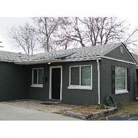 2 Bed/1 Bath Home with Huge Garage!! in Salt Lake City, UT