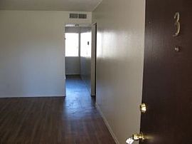 2 Bedroom Lower Level Unit in Phoenix, AZ