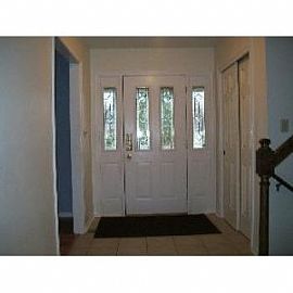 Beautiful Tri-Level in Beavercreek in Beaver Creek, OH (Photo 2 of 5)