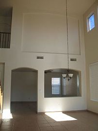 Single Family Rental Home in Phoenix in Phoenix, AZ (Photo 2 of 5)