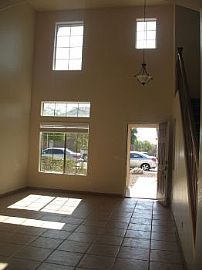 Single Family Rental Home in Phoenix in Phoenix, AZ (Photo 4 of 5)