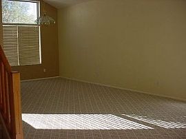 Single Family Rental Home in Phoenix in Phoenix, AZ (Photo 2 of 5)