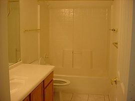 Single Family Rental Home in Phoenix in Phoenix, AZ (Photo 4 of 5)