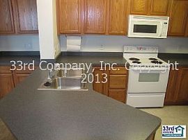 Townhouse Rental Home in Cottage Grove in Cottage Grove, MN (Photo 2 of 5)