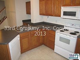 Townhouse Rental Home in Cottage Grove in Cottage Grove, MN (Photo 3 of 5)