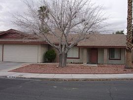One Story Pool Homewith 3 Car Garage in Las Vegas, NV